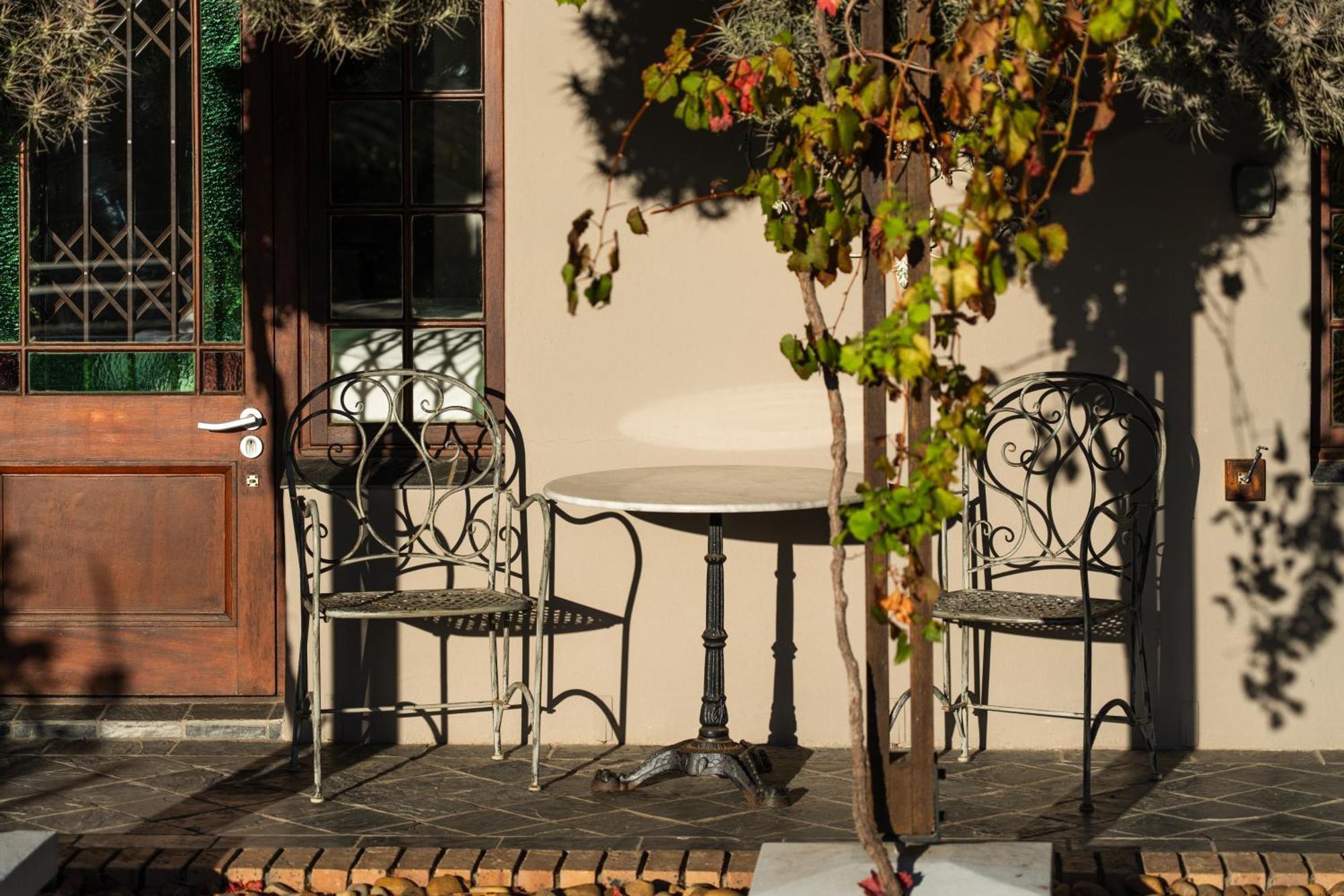 Avemore Orchard Apartment - With Full Backup Power Stellenbosch Exterior photo